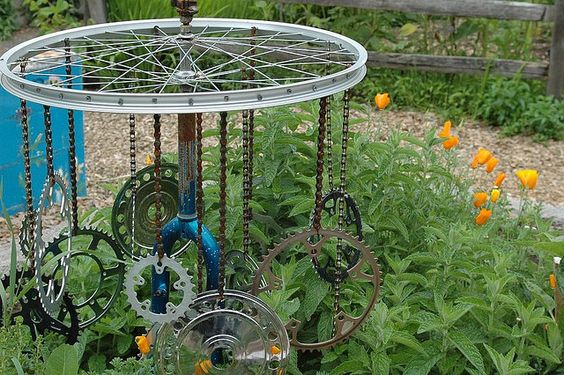 Chia sẻ một số ý tưởng trang trí vườn tuyệt hay với xe đạp cũ